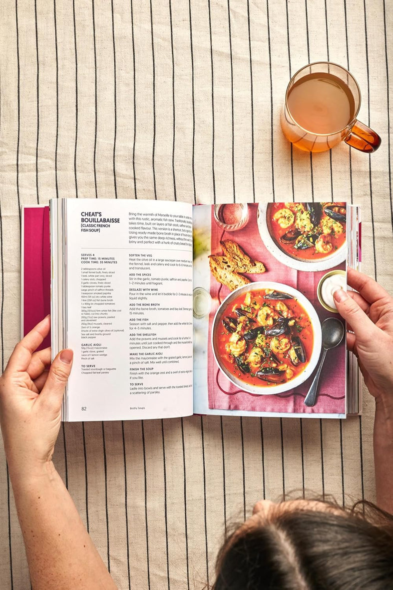 The Bone Broth Book: Nourish yourself naturally with delicious, feel-good recipes