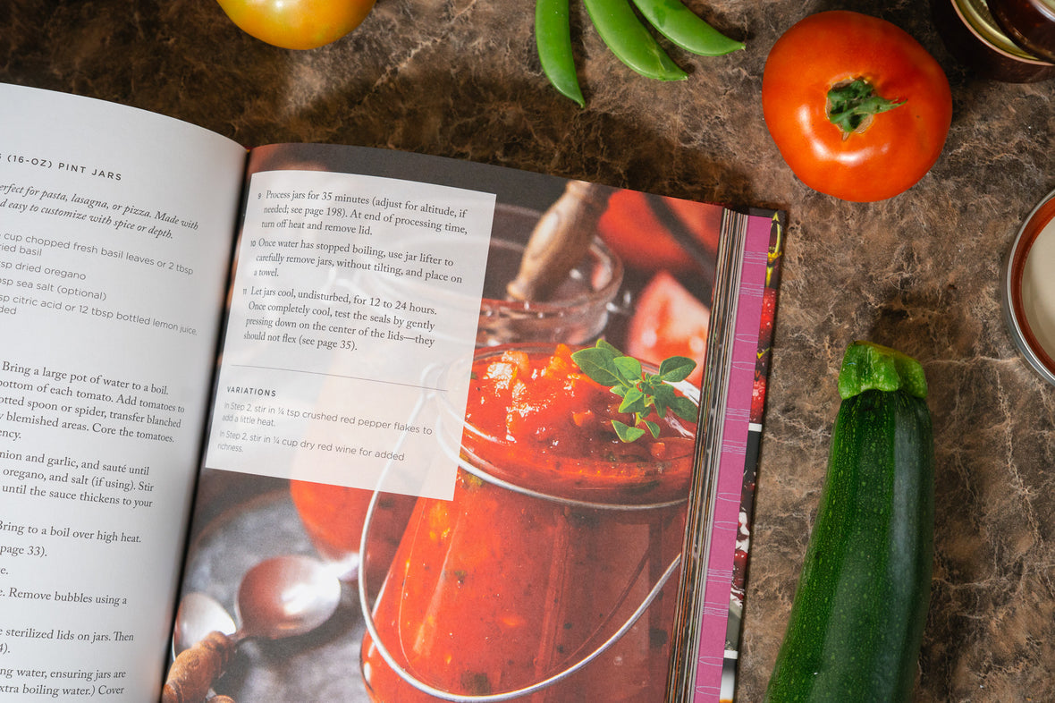 The Essential Canning Cookbook: Water Bath & Pressure Canning Recipes for Every Season
