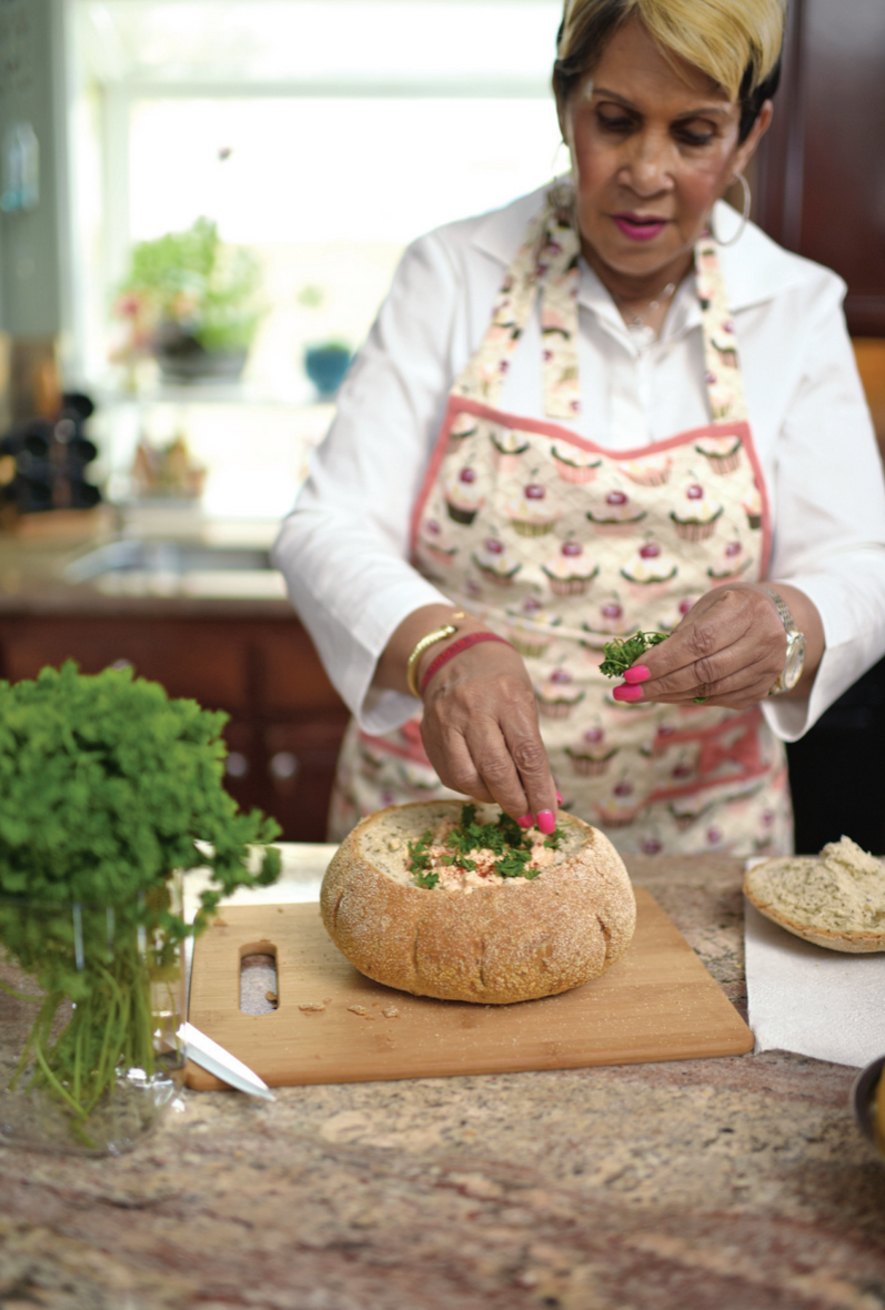 Sweetie Pie's Cookbook: Soulful Southern Recipes, from My Family to Yours