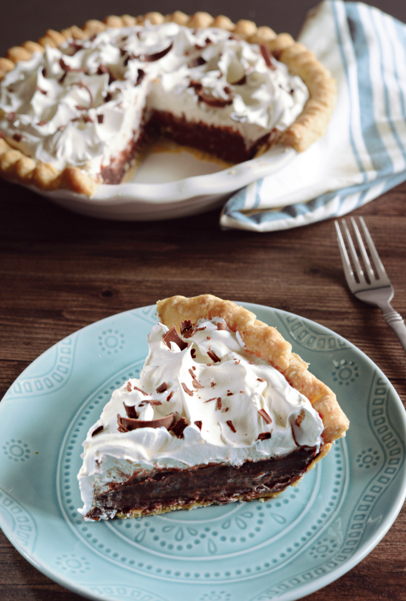 Sweetie Pie's Cookbook: Soulful Southern Recipes, from My Family to Yours